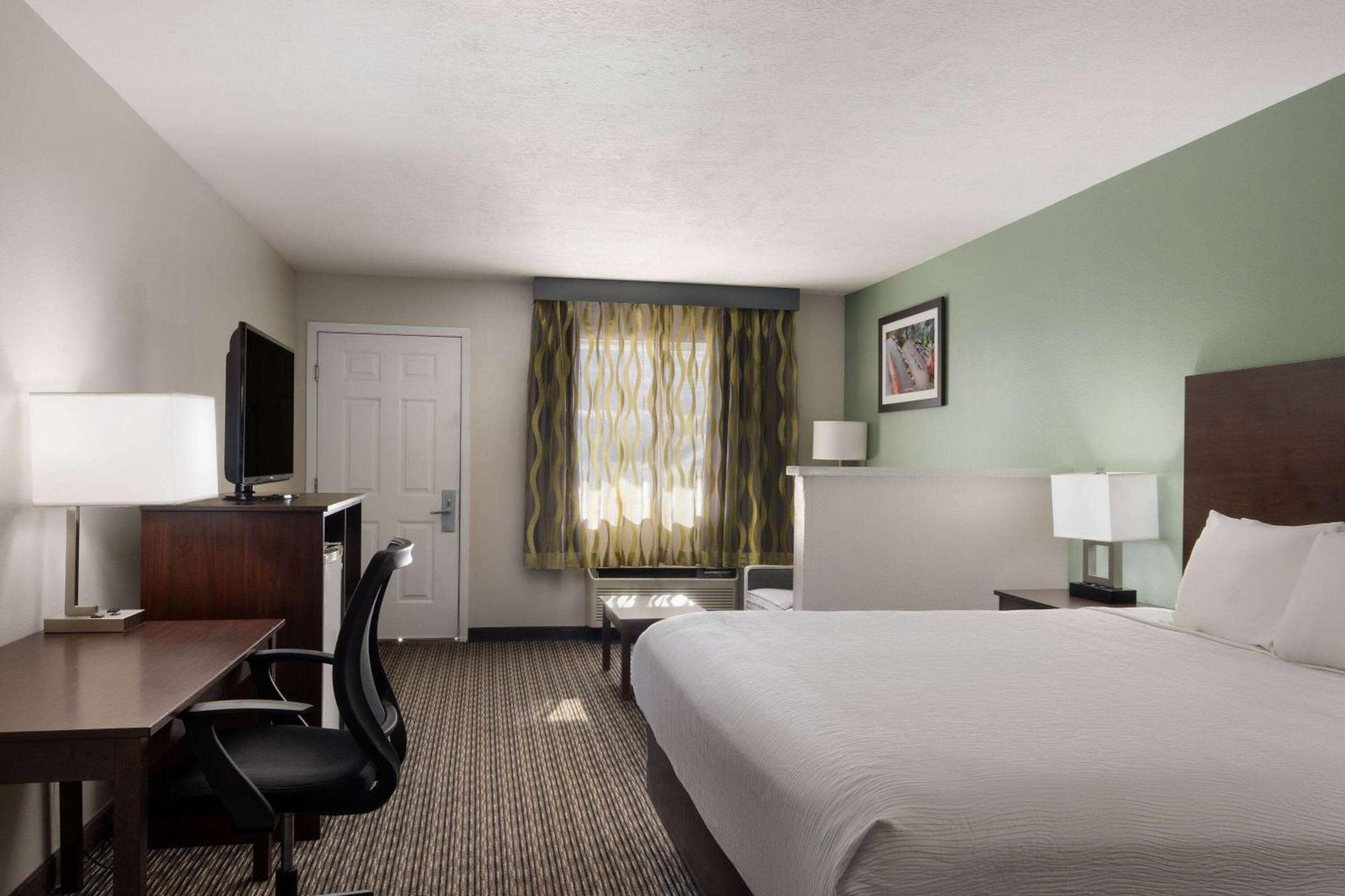 Wingate By Wyndham Cedar Cedar City
